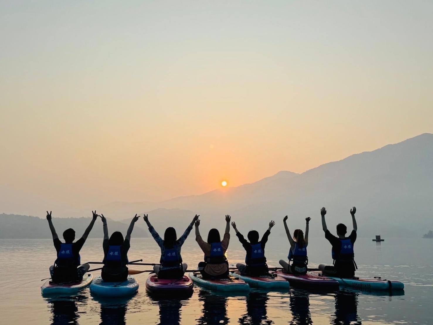 Sun Moon Lake Jinlongshan Bnb Yuchi Eksteriør billede